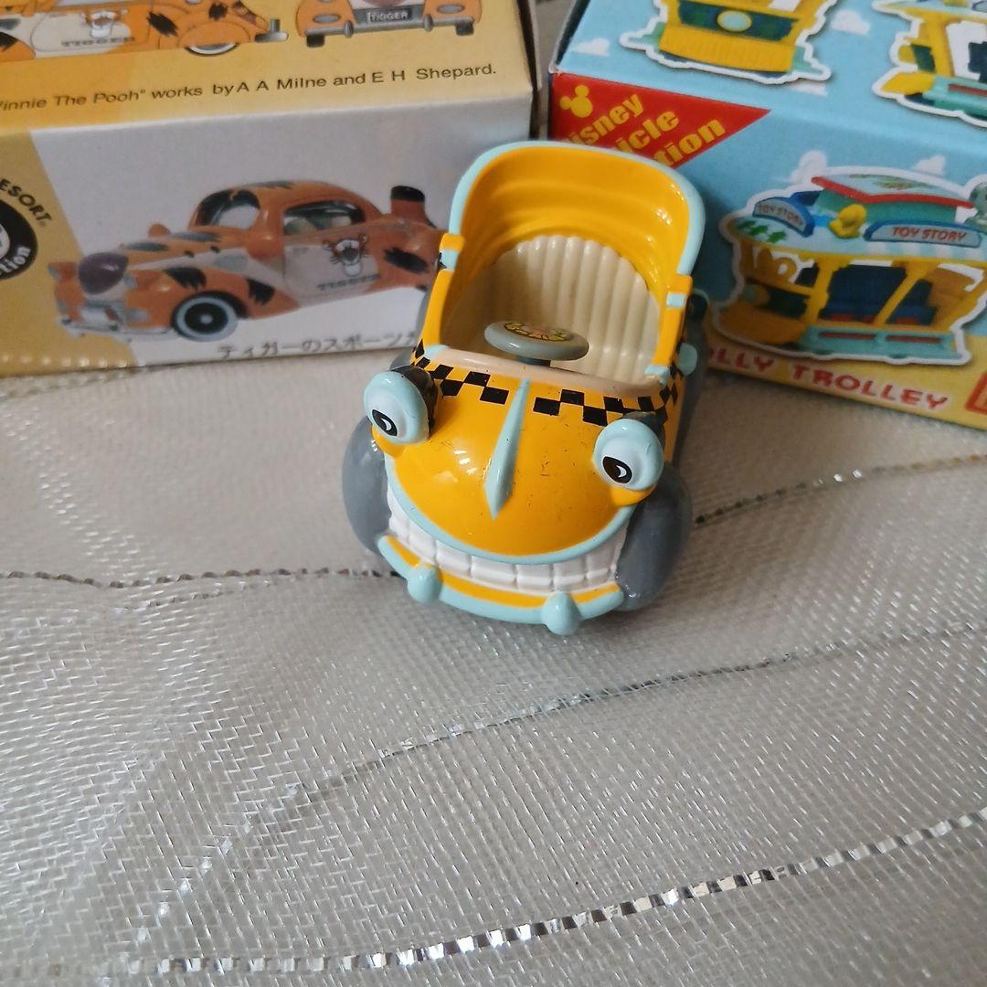 トミカ ディズニー 　プーさんのミキサー車 　　ロジャーラビット　ダンボなど