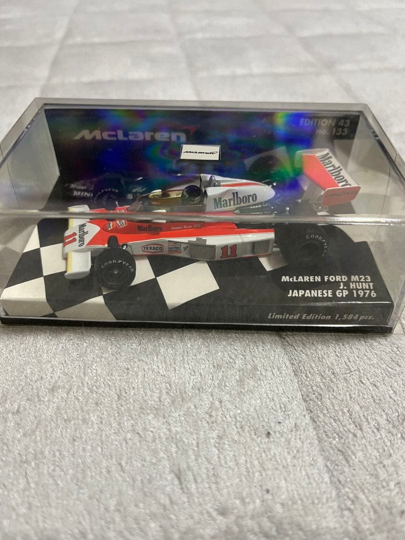 F1マクラーレンフォードM23 ジェームスハント 1976年日本GP ミニカー
