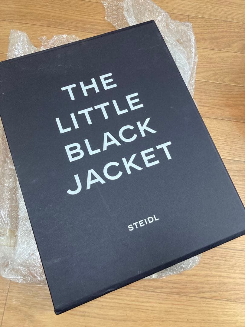 THE LITTLE BLACK JACKET 新版