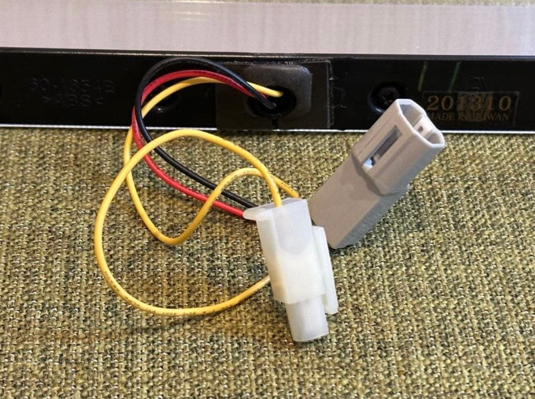 ヴァレンティ LEDハイマウントストップランプ トヨタTYPE3 クリアクローム