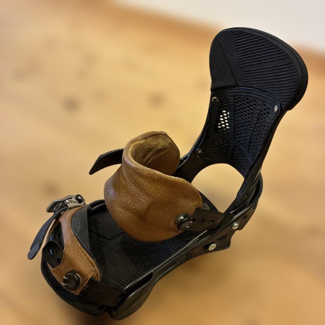 Burton MALAVITA LEATHER Sサイズ　マラビータレザー