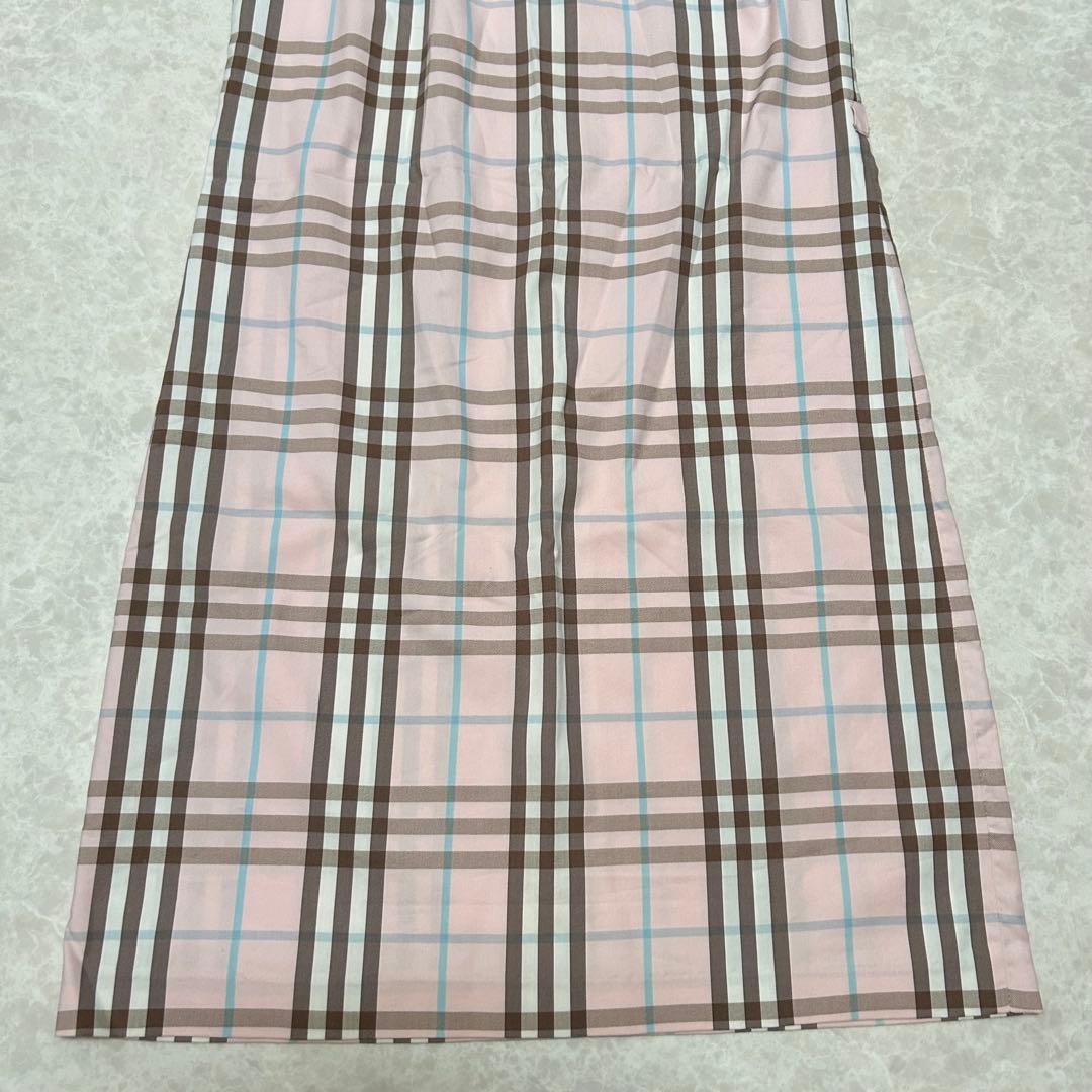 公*o様 新品 バーバリーロンドン ノバチェック ワンピース ノースリーブ ピン