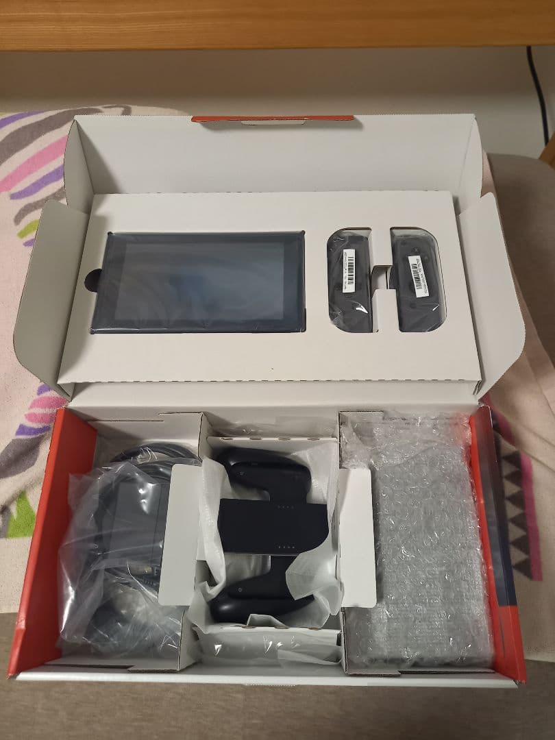 Nintendo Switch 本体 ブラック 2019年購入中古