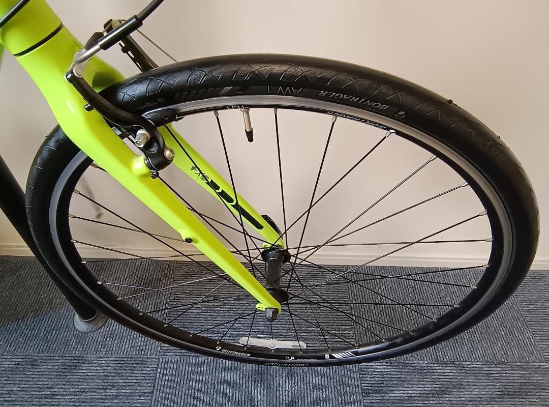 【超美品】クロスバイク TREK 7.4FX トレック　定価8.8万円