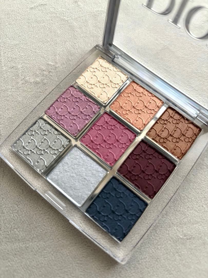 【限定】【新品未使用】Dior ディオールバックステージ アイパレット 004
