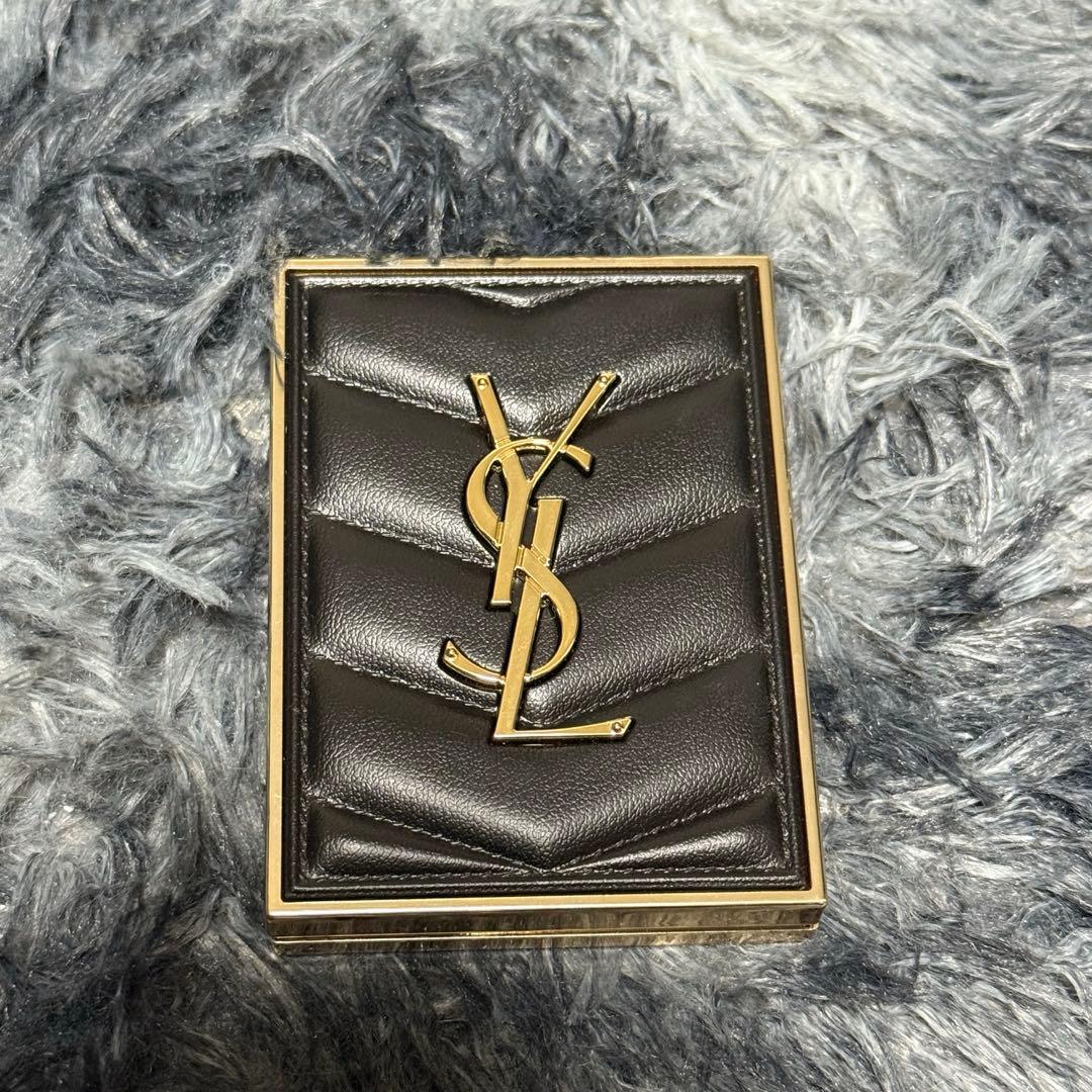 ysl クチュールミニクラッチ　100 ストラドールズ