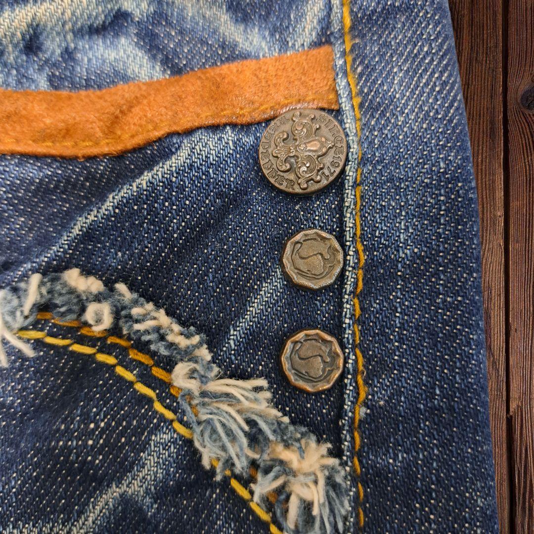 レッドペッパー　デニムジーンズ　刺繍　翼　鬼ひげ　ハチノス　ゴールドパッチY2K