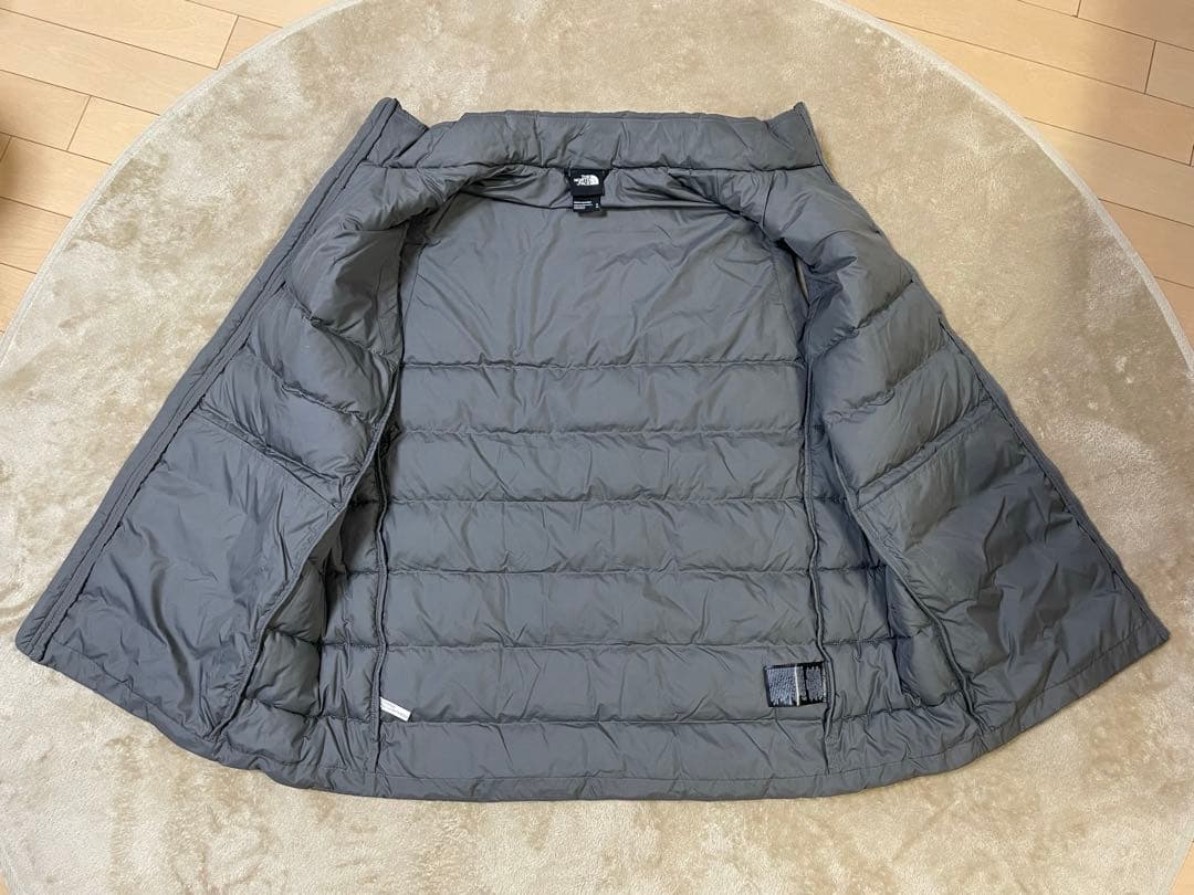 THE NORTH FACE ダウンベスト　グレー