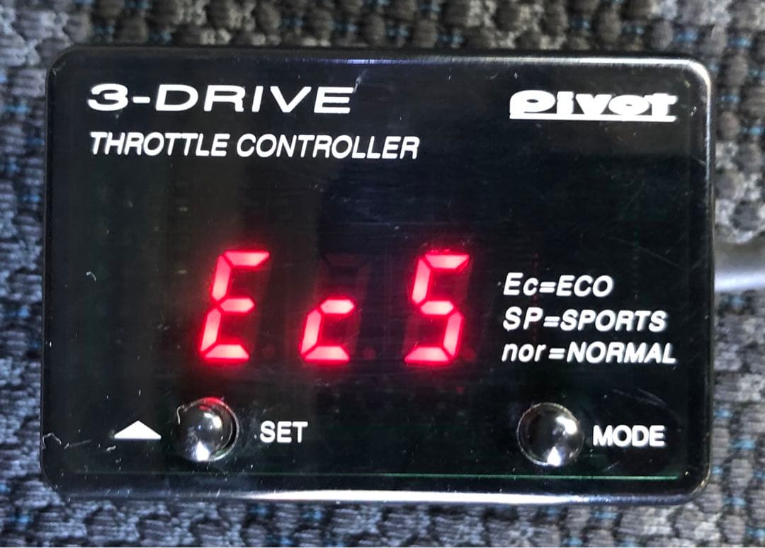 PIVOT 3 drive COMPACT スロットルコントローラー　THR日産