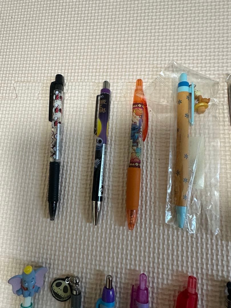 公*o様 キャラクター付きボールペンセット Z4