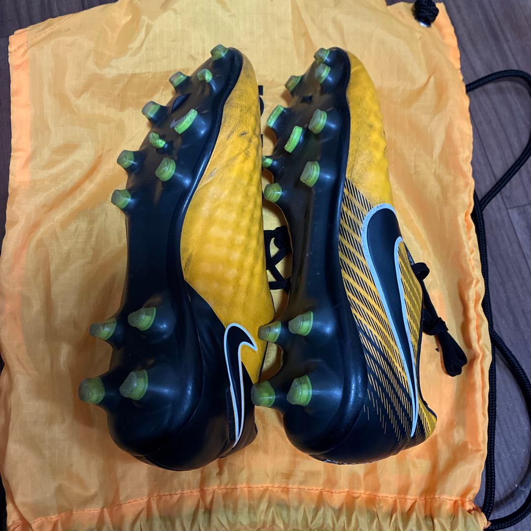 Nike マジスタ2