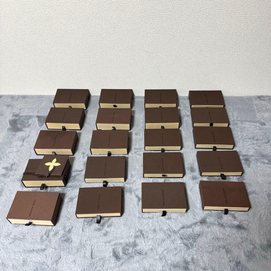 ユーカー