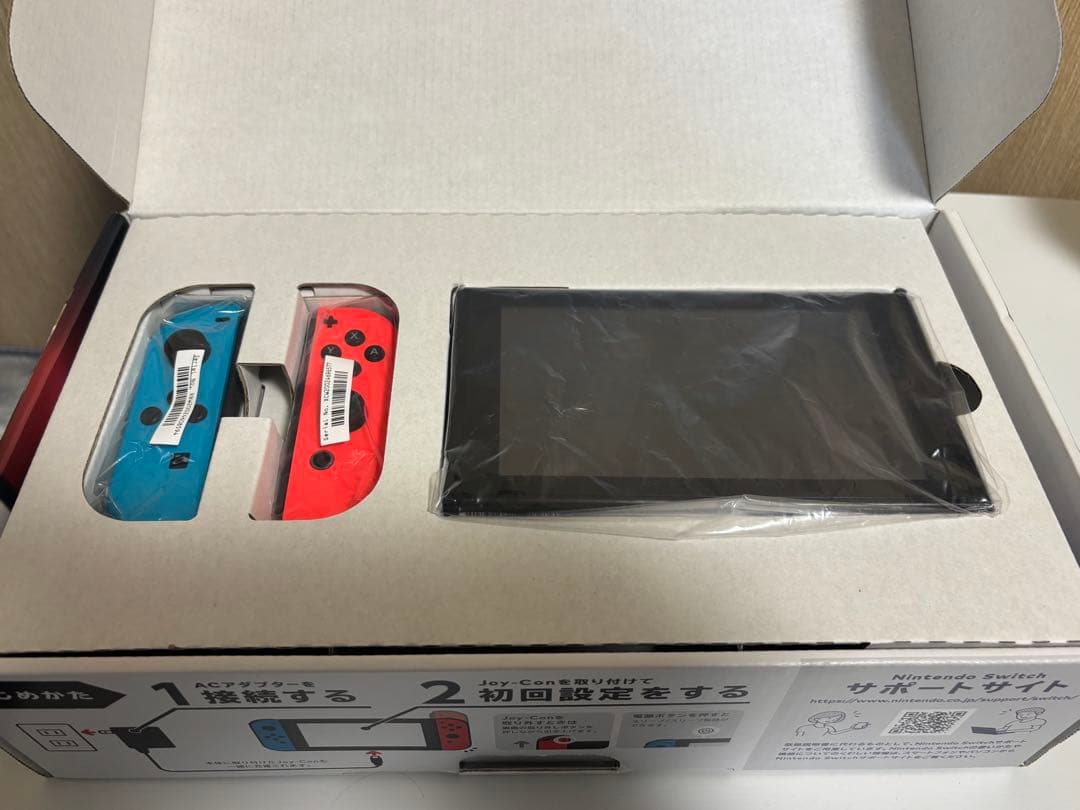 Nintendo Switch ネオンブルー/ネオンレッド