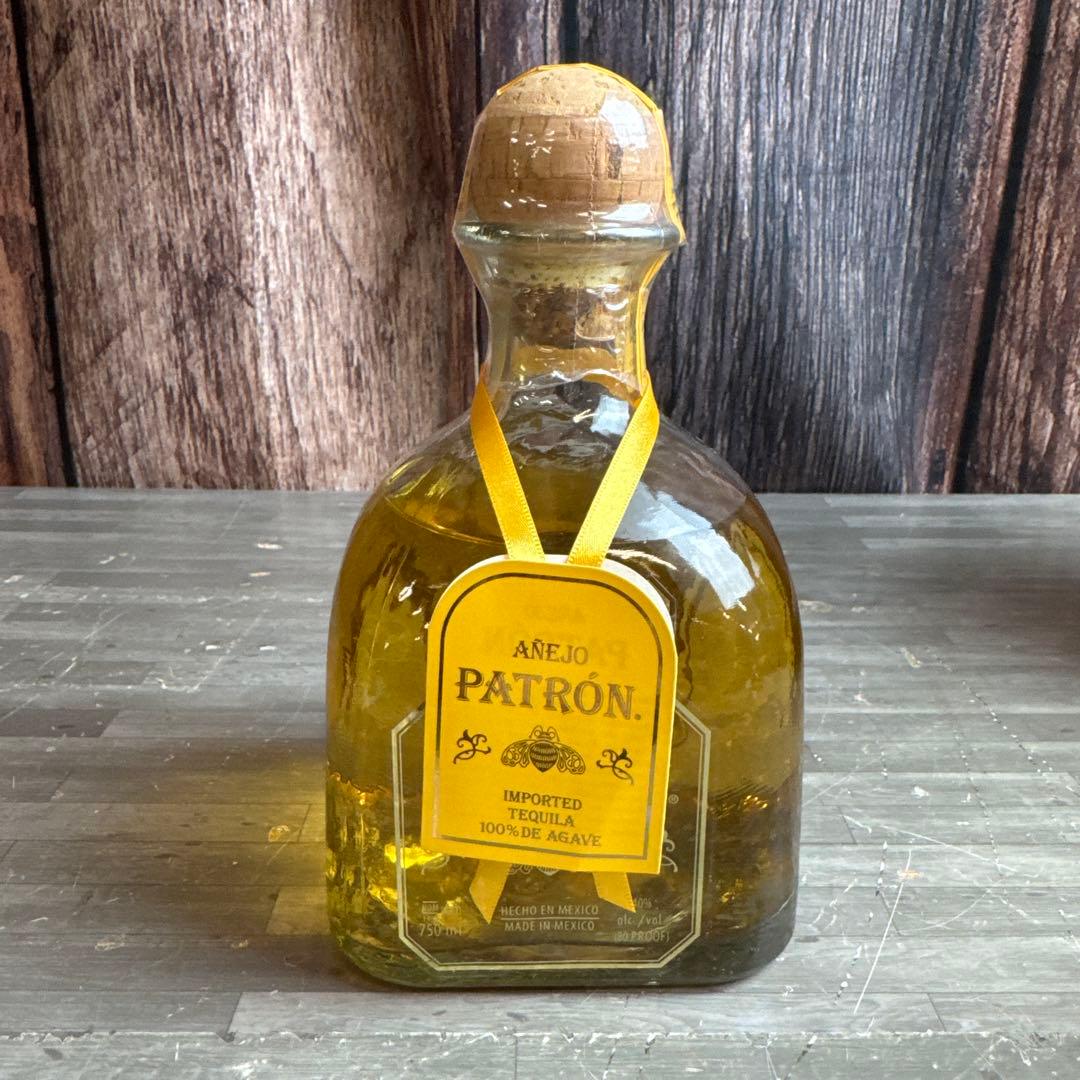 未開栓 PATRÓN アネホ テキーラ 750ml