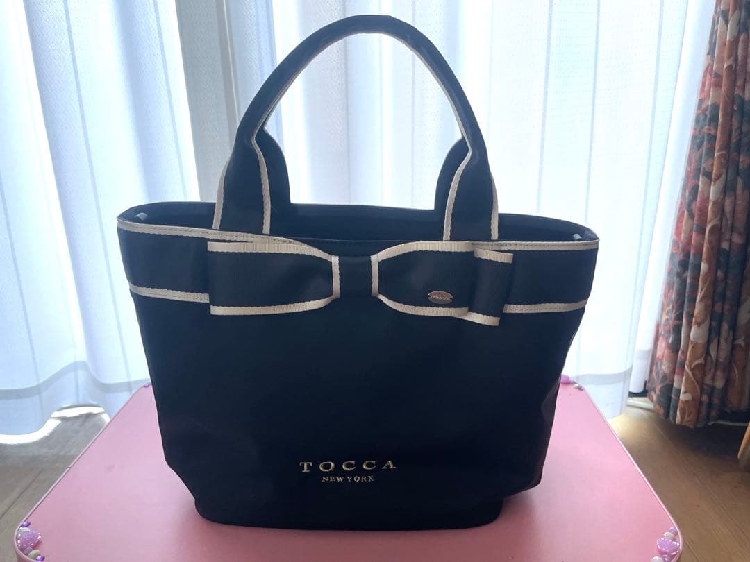 TOCCAバイカラーリボントートバッグ　ブラック
