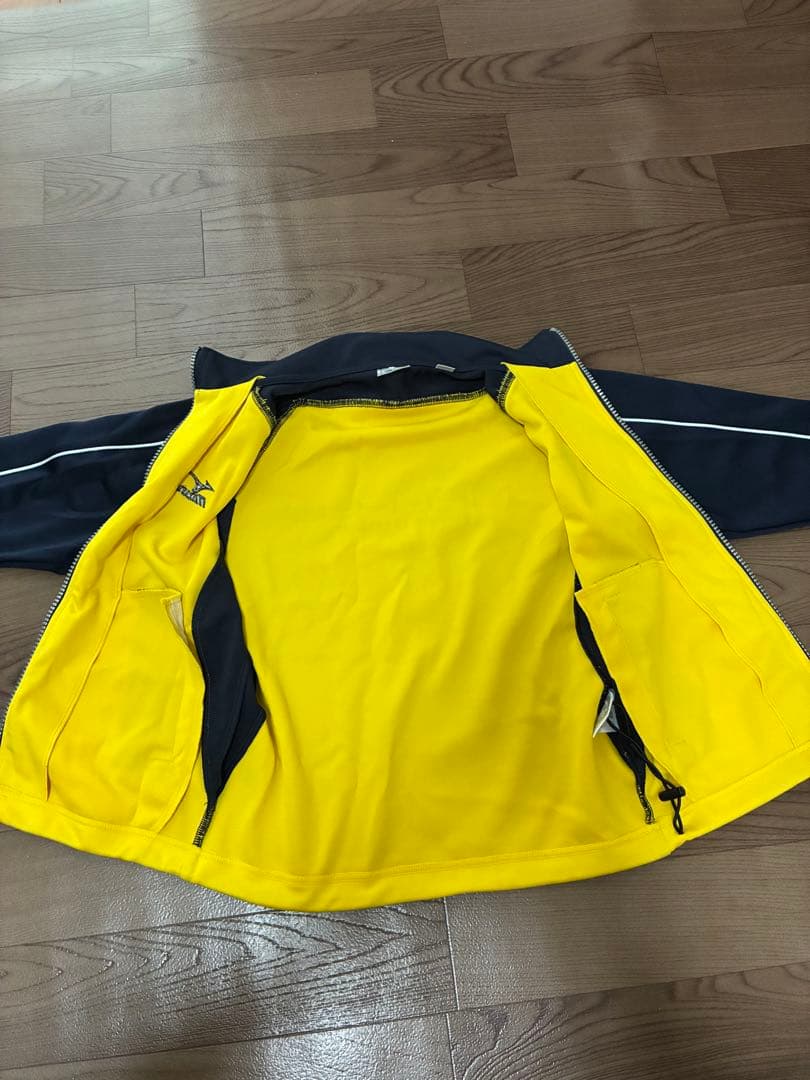 リベルタサッカースクール　120cm ジャージ　上下セット　Mizuno