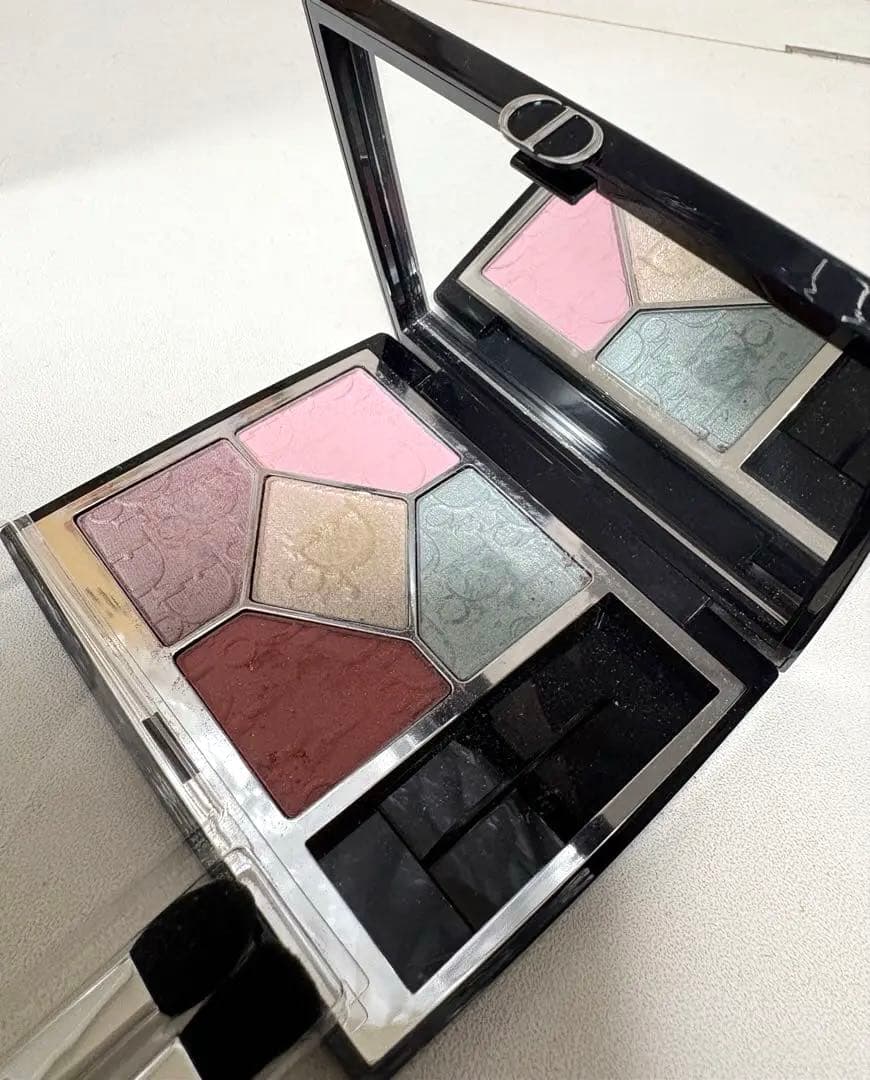 【2025限定品】Dior ディオールショウサンククルール 812ピンクマニア