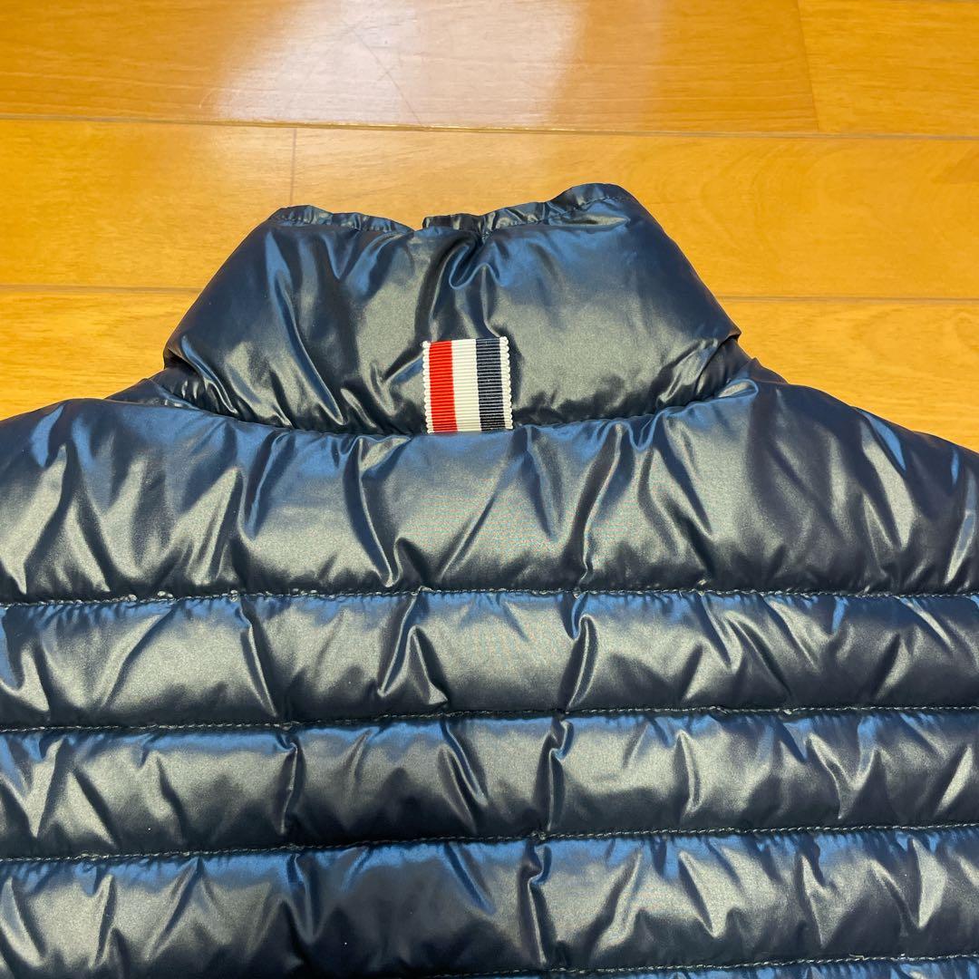 THOM BROWNE. NEW YORK ダウンベスト 紺 サイズ2（L相当）