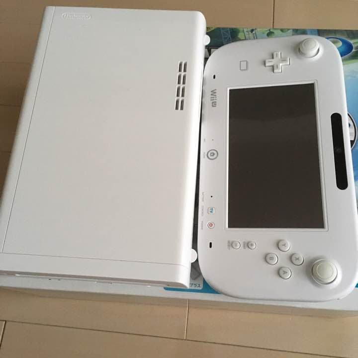Wii u 本体＋マリオカート＋スプラトゥーン