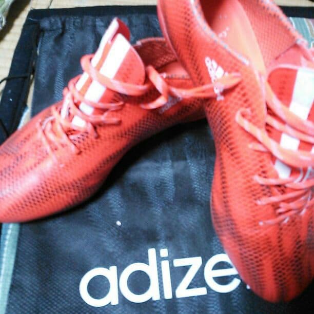 アディゼロ　f50